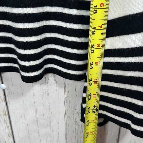 Chicos Sam Striped Draped Black & White Casual Travel Soft Open Front Cardigan - Picture 13 of 16